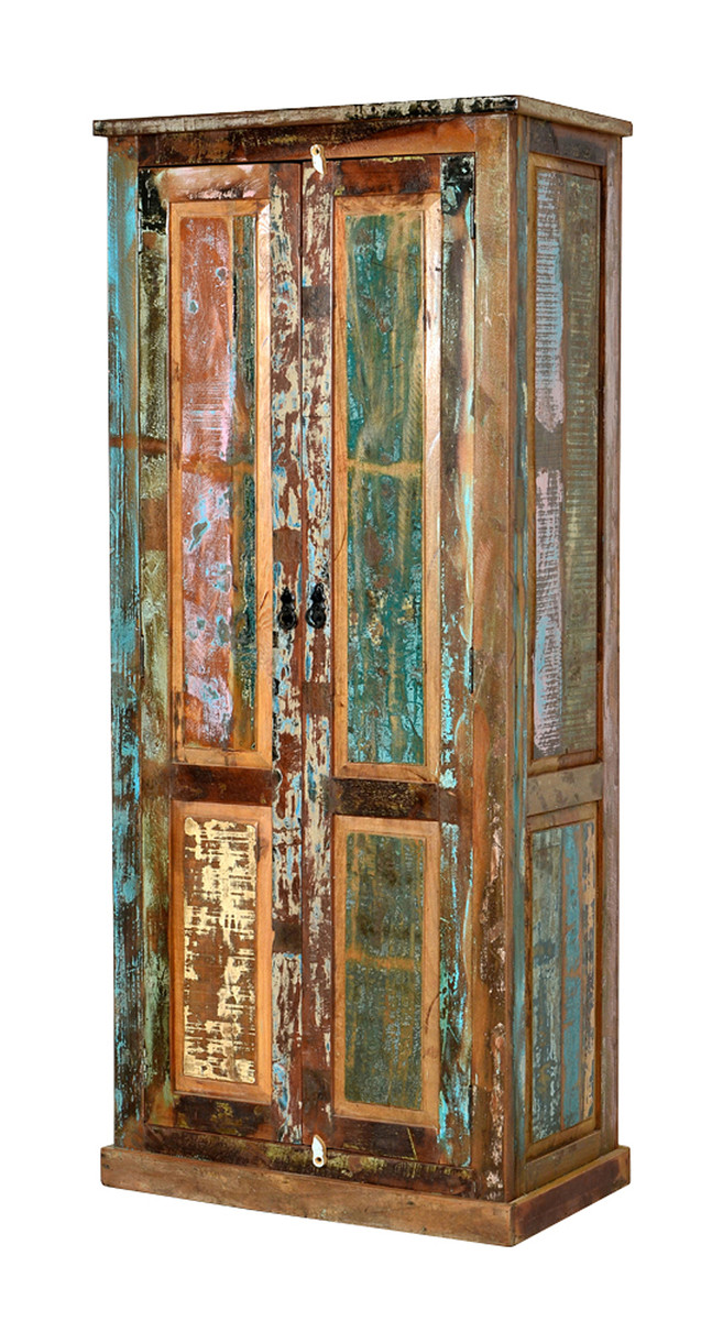 Kleiderschrank